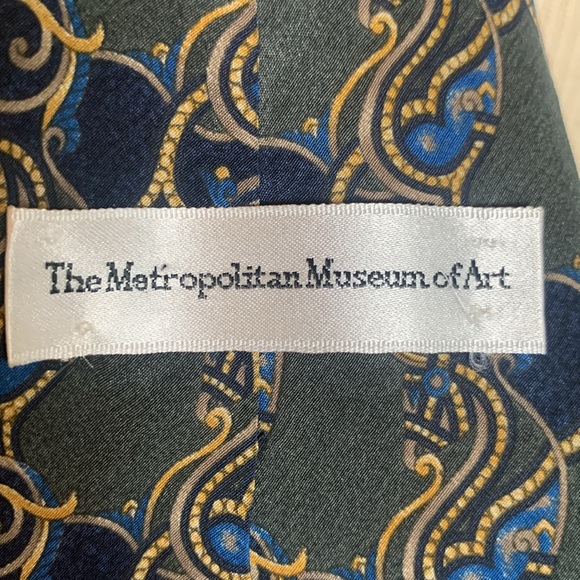 MMA METROPOLITAN MUSEUM OF ART VINTAGE NECKTIE,100% SILK, VINTAGE TEXTILE PRINT - Picture 5 of 10